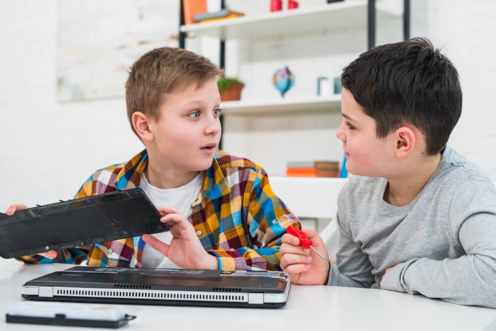 Reconnect with Your Second-Grade Valentine Through Classmates.com Reconnect with Your Second-Grade Valentine Through Classmates.com