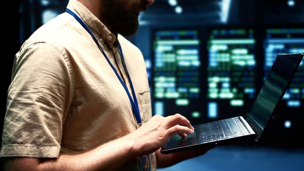 Hybrid Work and VPN Servers: How to Connect Remote Employees on a Single Network Hybrid Work and VPN Servers: How to Connect Remote Employees on a Single Network