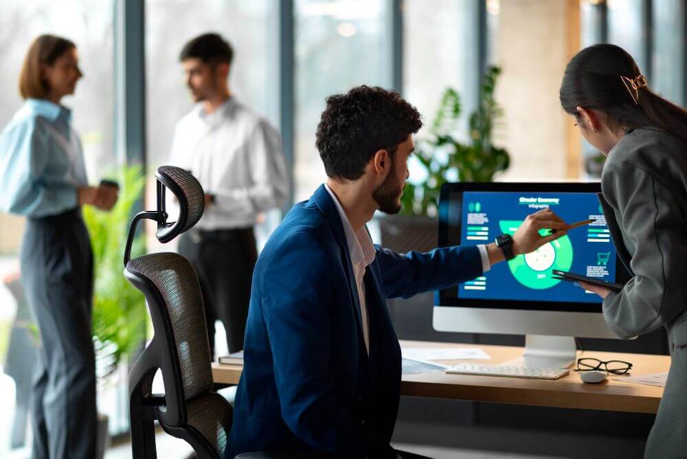 Technologies That Simplify Business Processes and Improve Outcomes Technologies That Simplify Business Processes and Improve Outcomes