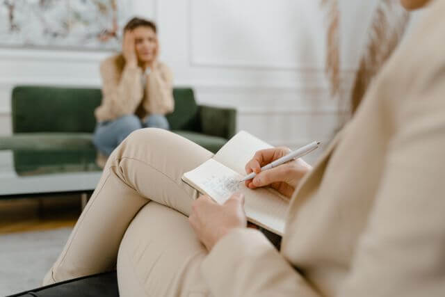 15 Signs Professional Addiction Treatment May Be The Right Choice 15 Signs Professional Addiction Treatment May Be The Right Choice