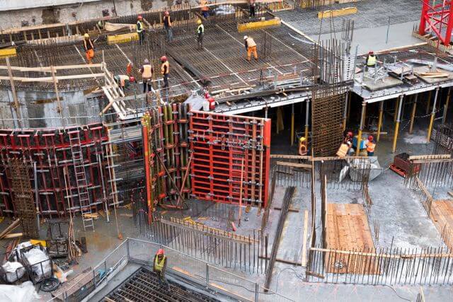 Balancing Cost, Compliance And Performance In Modern Construction Projects Balancing Cost, Compliance And Performance In Modern Construction Projects