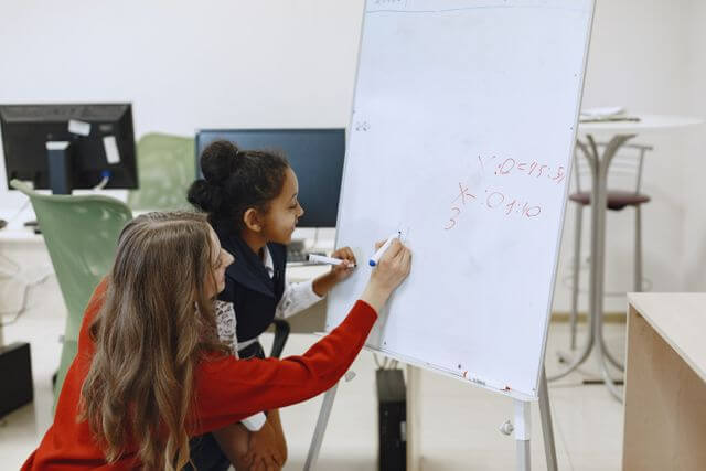 The Mathematics Divide: Why Schools Are Struggling To Keep Up With Individual Learners The Mathematics Divide: Why Schools Are Struggling To Keep Up With Individual Learners